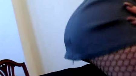 Ученица трахает репетиторшу страпоном