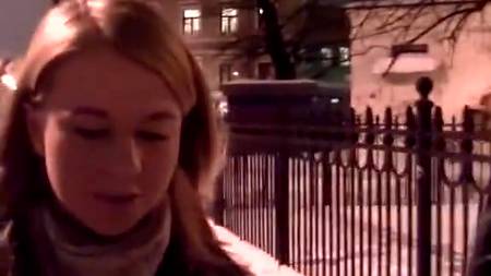 Русская студентка обслужила двоих