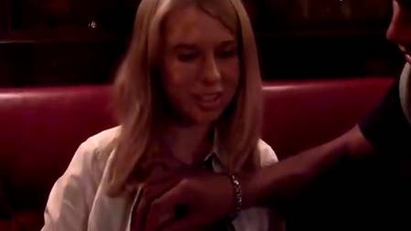 Русская студентка обслужила двоих