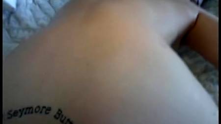 Попа успешно натянута на член