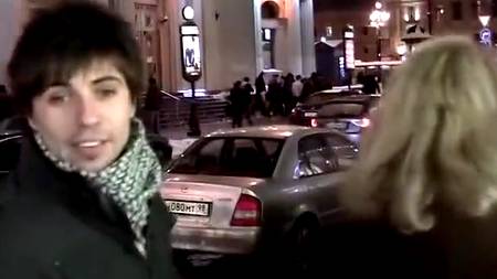 Сняли на улице прелестную блондинку