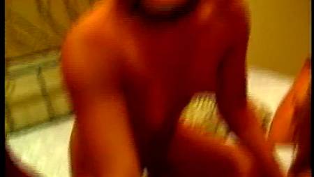 Один муж и много жен, дающих в анус