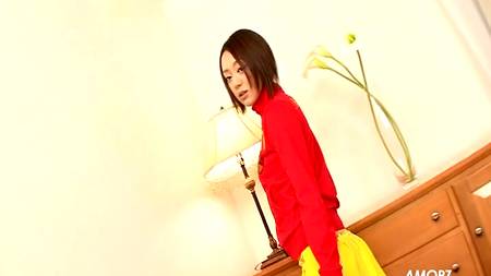 Сексуальное удовольствие с невинной китаянкой