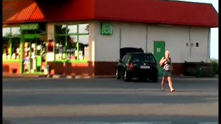 Толстушка затрахала себя сама