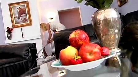 Анал с горничной