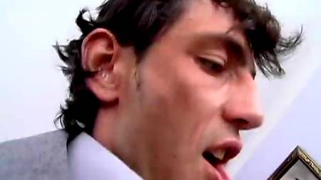 Анал с горничной