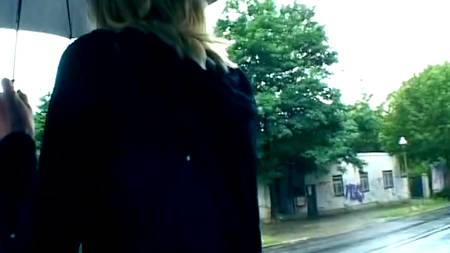 Блондинка в чулках трахнута по высшему разряду