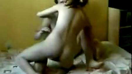 Дома с похотливой подругой