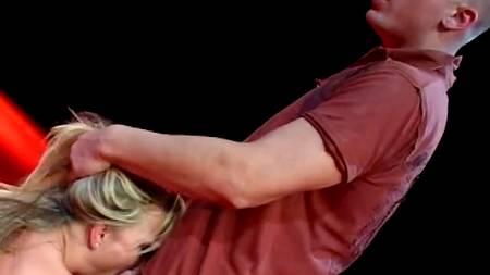 Публичная съемка порно