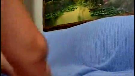 Телка без сисек, зато с фантазией