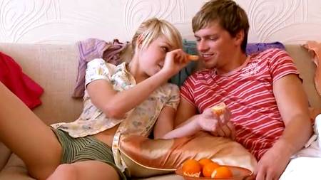 Девушка, пахнущая апельсинами