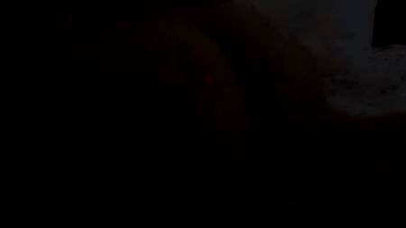 Две одинаковые дырки