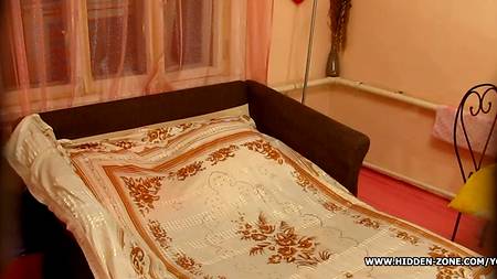 Дойдет ли до траха между девочкой и соблазнителем?