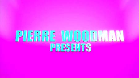 Разбудил подругу и отодрал в жопу