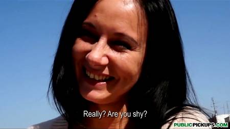 Трахнул за деньги привлекательную незнакомку