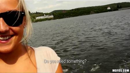 Польская шлюшка дает за деньги