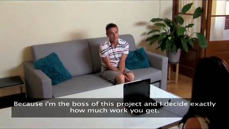 Как брюнетка подбирала порноактера