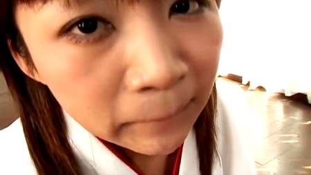 Юную японку обкончали из трех стволов