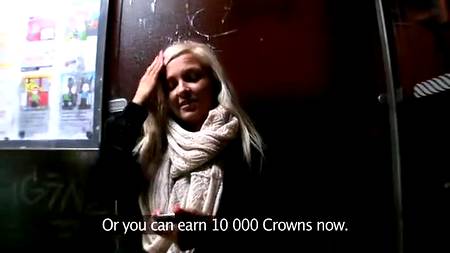 Юная блондинка согласилась на яркий секс с незнакомцем