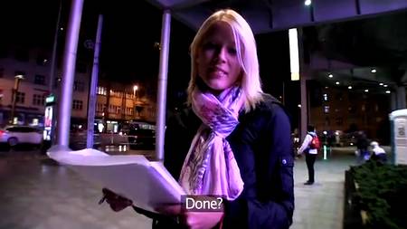 Пикапер раскрутил стройную блондинку на прекрасный секс