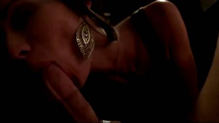 Мужчина с большим членом снимает любительское видео