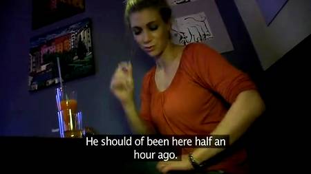 После кафешки согласилась на постель