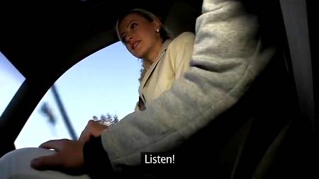 Жестко на заднем сиденье авто