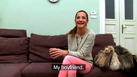 Большегрудая шалава любит трахаться