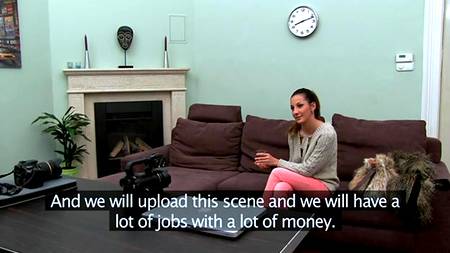 Большегрудая шалава любит трахаться