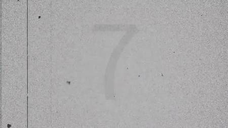 Чувак снимает от первого лица как грудастая краля сосет большой хуй