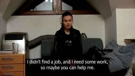 Русская ищет работу для своей пилотки