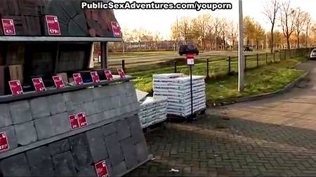 Анжелика трахается в парке