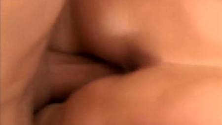 Богиня секса получает удовольствие