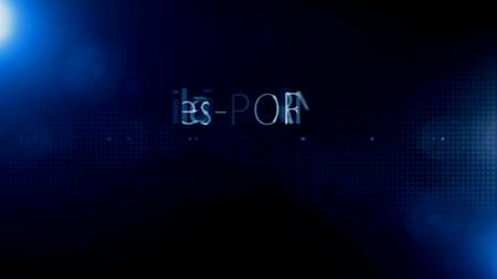 Чернокожий парень нежно сношает русскую светловолосую подружку