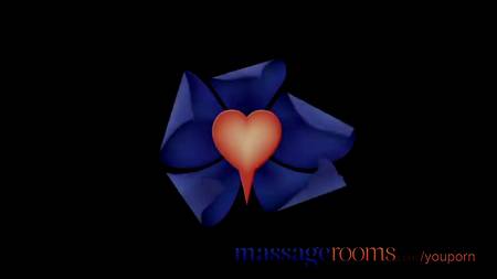 Рита знойно делает массаж и классно трахается