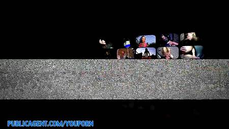 Отдолбил малышку в авто