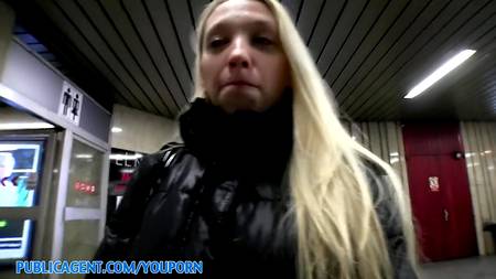 Чешской красавице понравилось трахаться на камеру