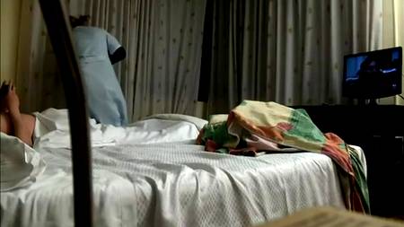 Толстая горничная переспала с симпатичным клиентом отеля