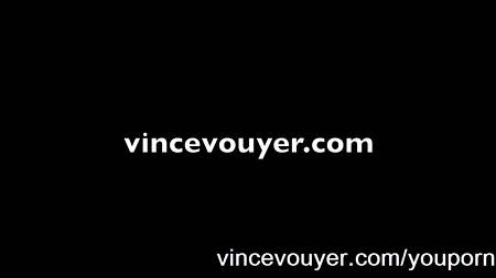 Красивая девушка ебется с новым коллегой