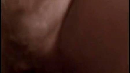 Очаровательная жена