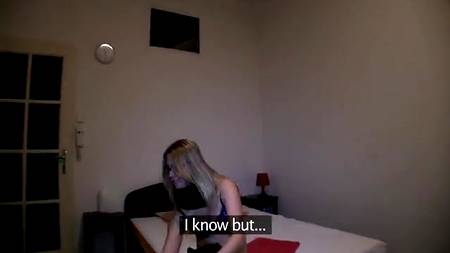 Очкастая получила сперму и деньги