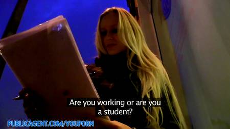 Фея старается стать моделью - через постель