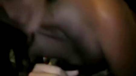 Вкусная сперма для брюнеточки