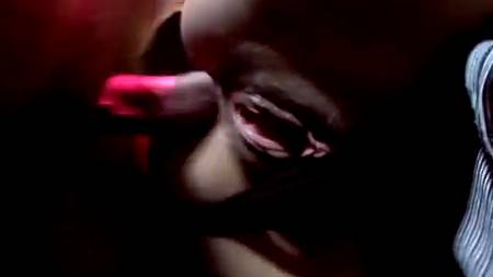 На вечеринке девок дерут в анусы