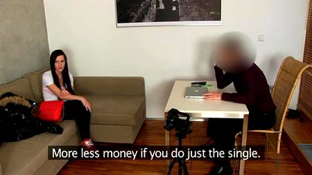 Очаровательная фея на псевдо-кастинге