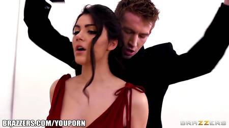 Танцы, отсос и бурный анальный секс