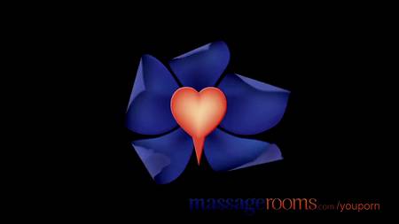 Поимел массажитску в ее же кабинете