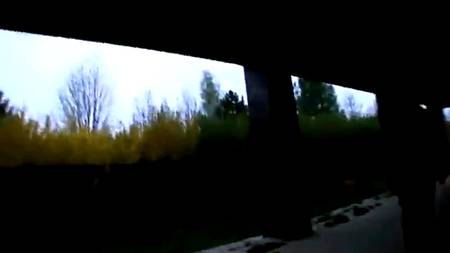 Страстная брюнетка подверглась профессиональному пикапу