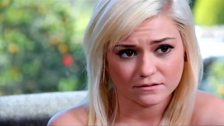 Очаровательная мордашка блонды в сперме