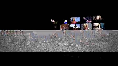 Снял телку и трахнул в заброшеном сарае